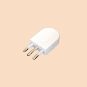 Ficha 3 en línea 10A c/tierra blanco VOLTA