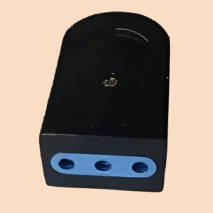 Ficha 3 en linea hembra 10A NEGRO VOLTA